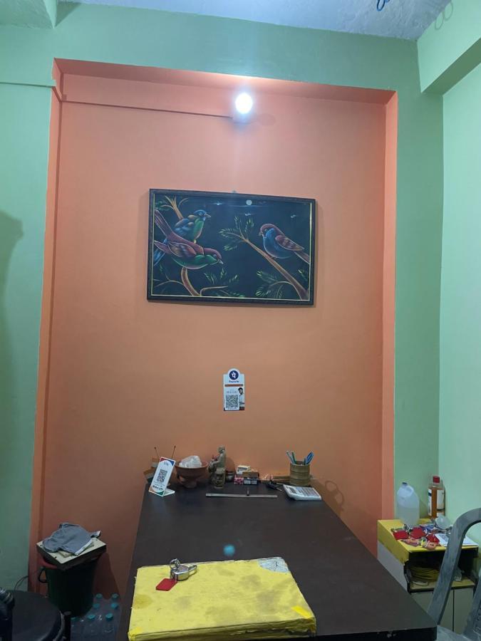 Indra Paying Guest House Varanasi Exterior foto